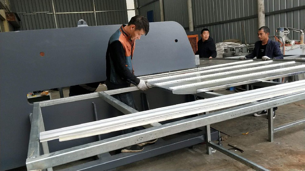 Hydraulic Self-piercing Riveting Machine For Traffic Signs(SPR-H)