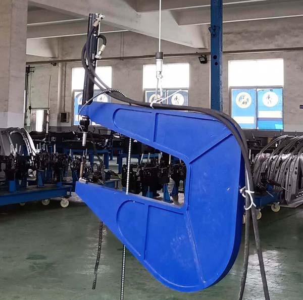 Self-piercing Riveting Machine For Auto Parts
